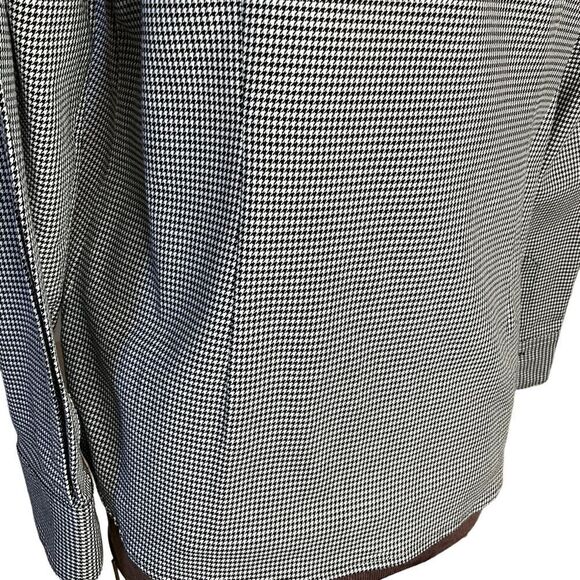 PENDELTON Woman's Shirt Size 6 Black and White Long Sleeve Pleated Front - Picture 11 of 16